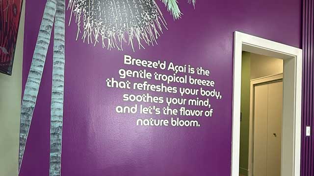 Breeze'd Açaí customers